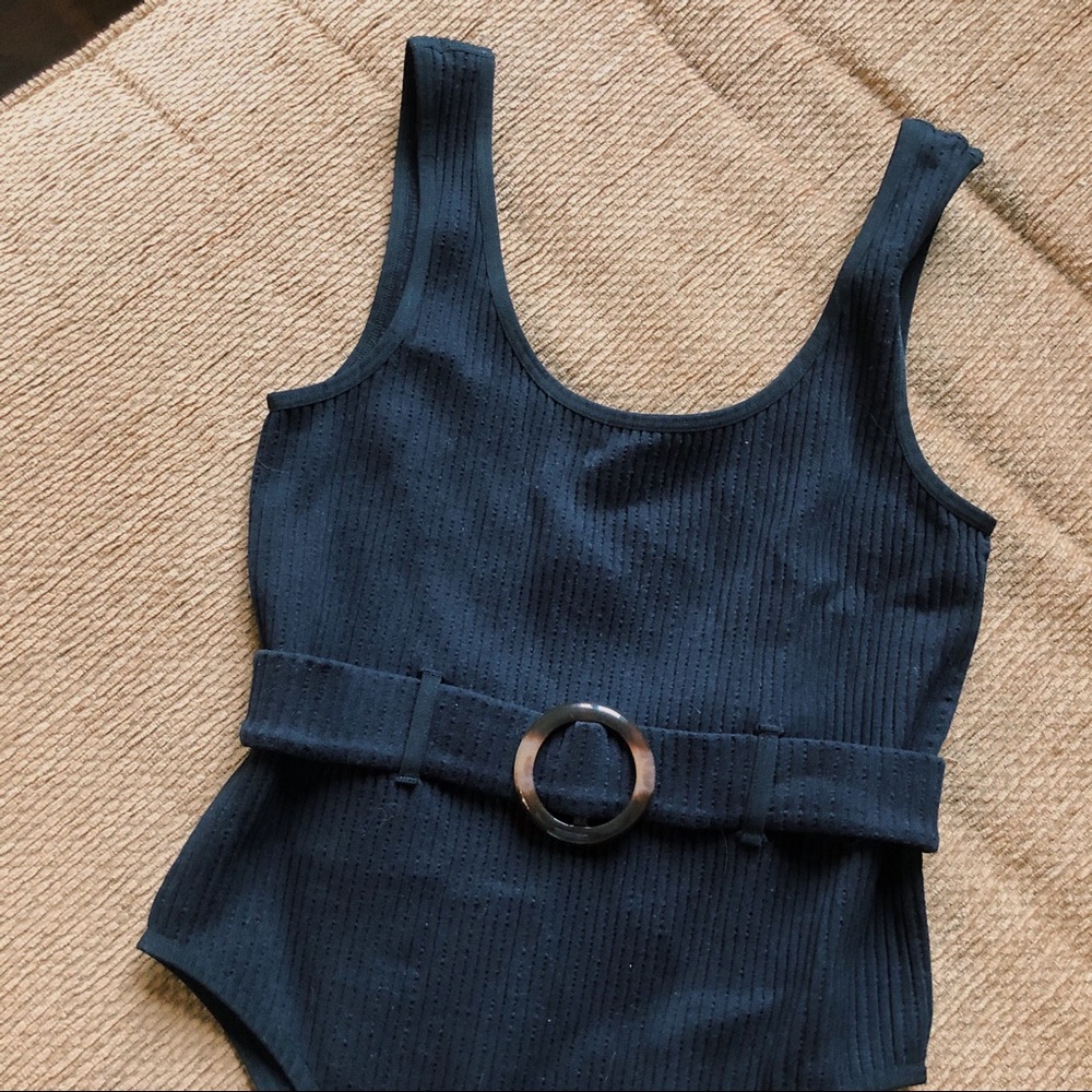 ❌SOLD❌ Bodysuit 🦋 - Picture 2 of 7
